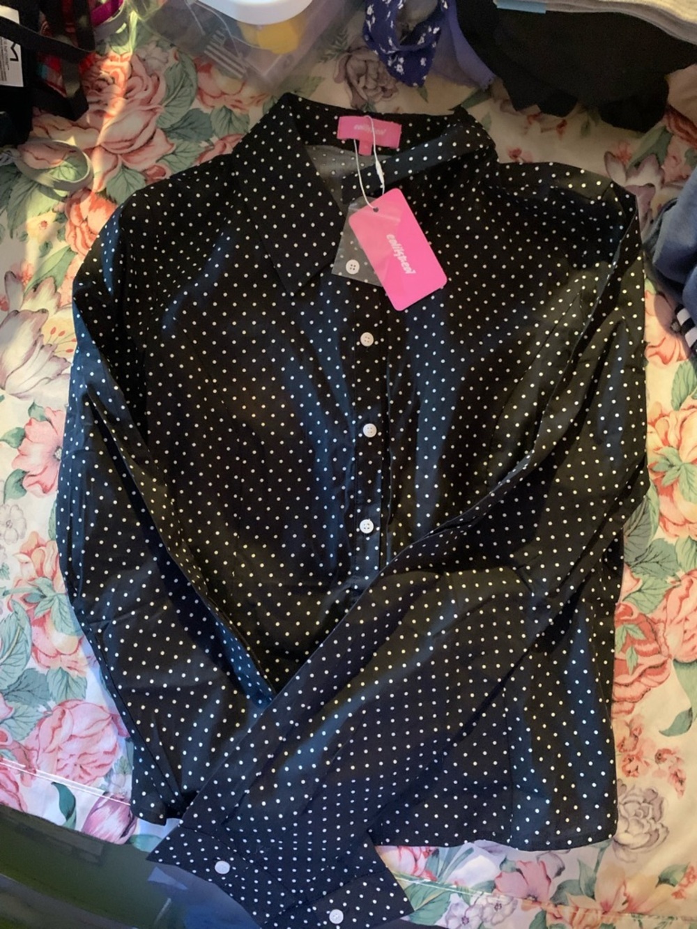 NWT Edikted Polka Dot Button-Up Blouse - White Dots Size Medium